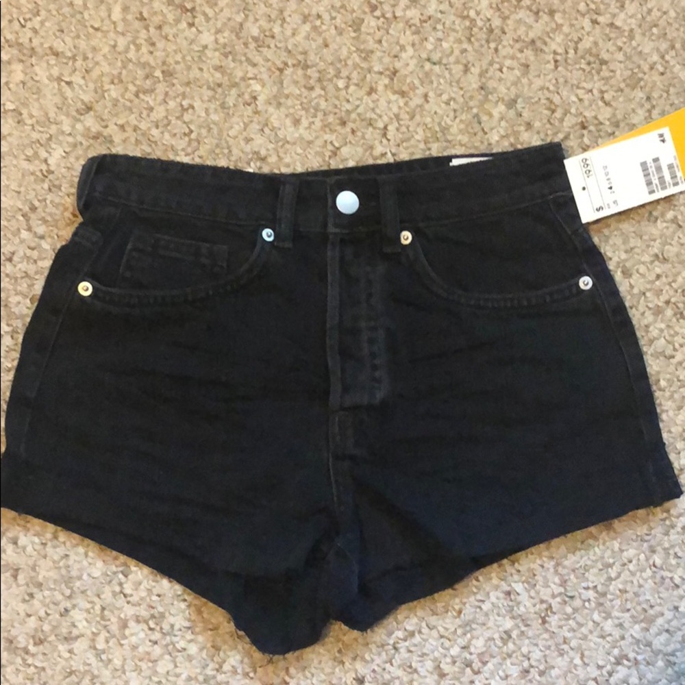 H&M high-waisted black denim shorts